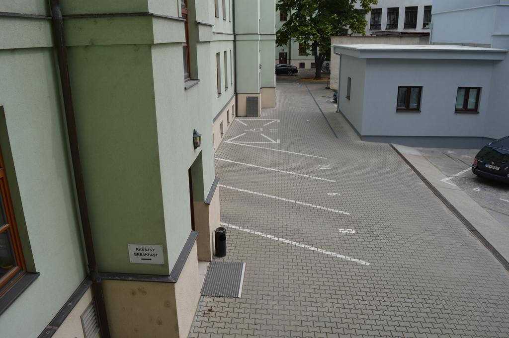 Hotel Akademik Bratislava Exterior foto
